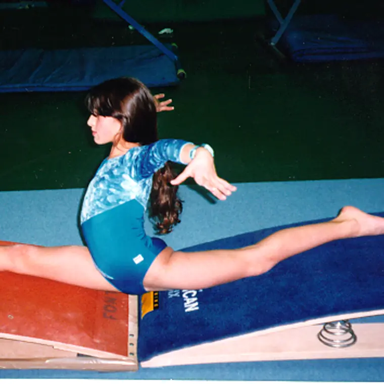 Allenamento di ginnastica artistica al Palasport di Foligno