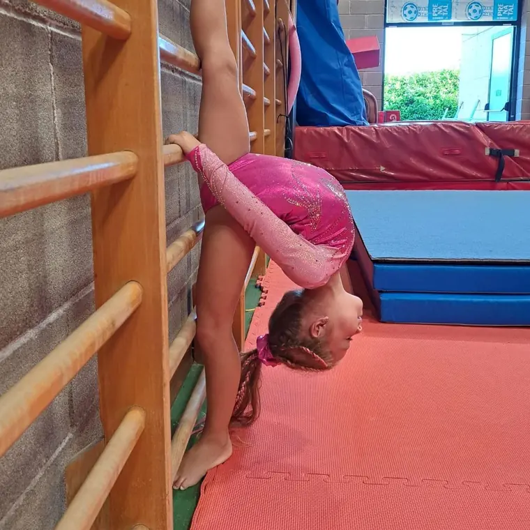 Allenamento di ginnastica artistica all'A.S.D. Ginnastica Artistica Foligno