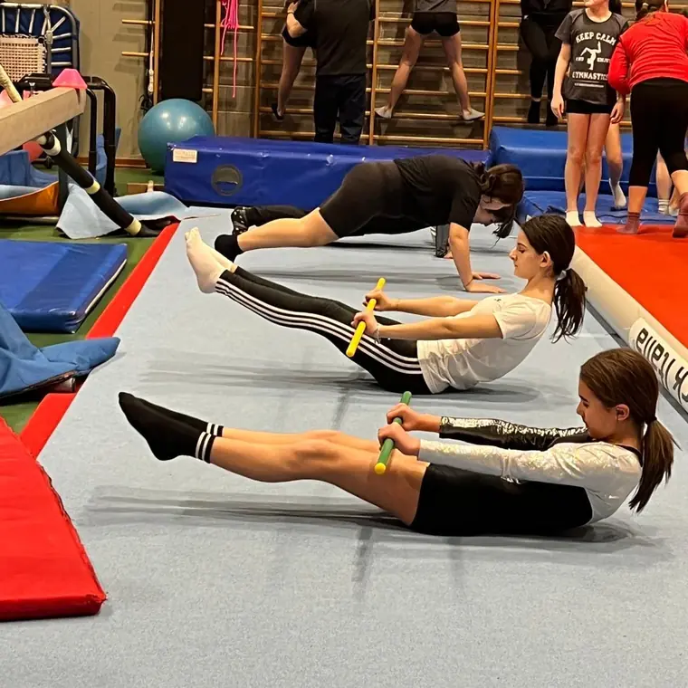 Allenamento di ginnastica artistica all'A.S.D. Ginnastica Artistica Foligno