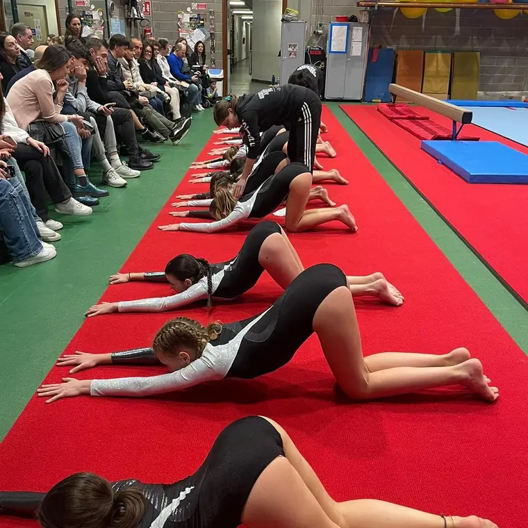 Allenamento di ginnastica artistica all'A.S.D. Ginnastica Artistica Foligno